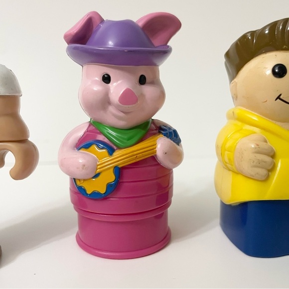 Mega Bloks Lot of 4 Construction Worker Piglet Cinderella Toys Figures - Picture 4 of 16